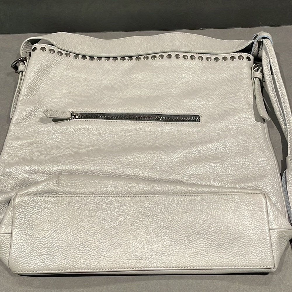 Laggo Pebble Large Purse - Picture 2 of 8